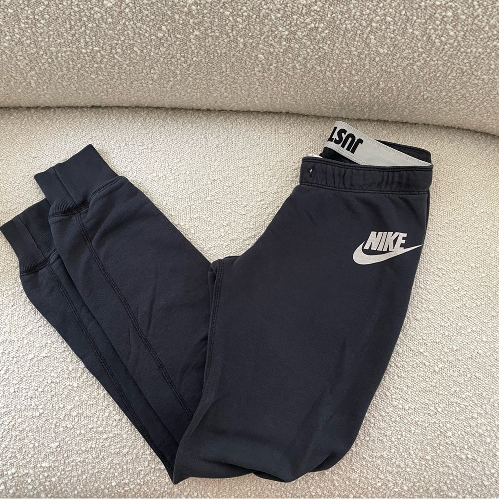 Nike slim joggers